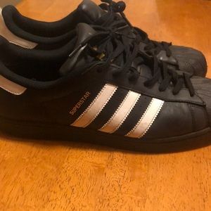 Adidas superstar